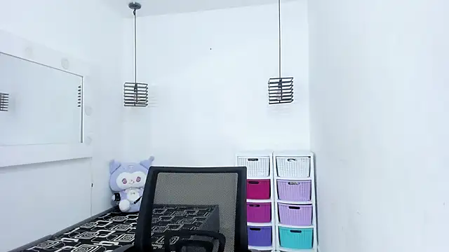 KimberlyJohnsoon online show from 05/05/26, 08:39