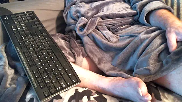 swm44601 online show from 04/15/26, 05:14