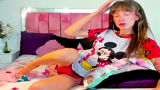 the queen aleja online show from 11/22/25, 02:27