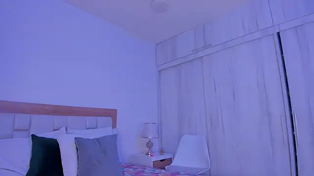 mia hank online show from 01/13/25, 11:41