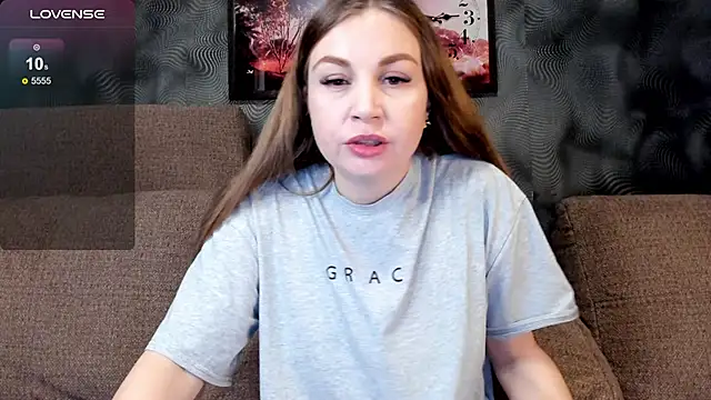 CassieMils online show from 01/11/26, 01:38