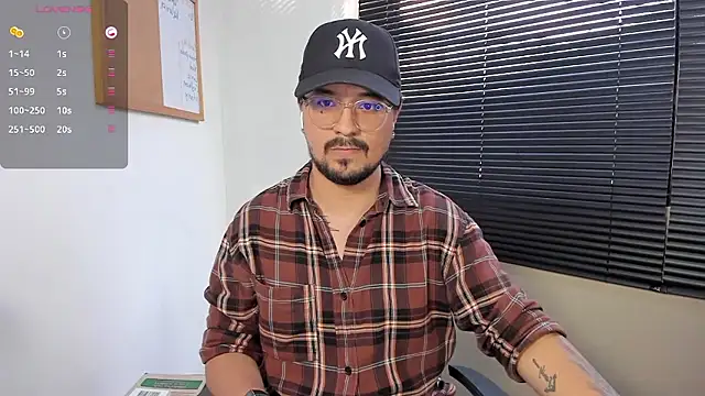 Snapshot of DaviidEvans_ chatting on 12/07/24, 09:55 DaviidEvans online show from 12/07/24, 09:55