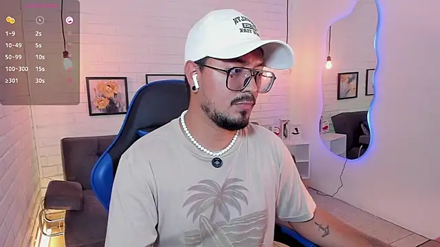 Snapshot of DaviidEvans_ chatting on 09/14/25, 02:27 DaviidEvans online show from 09/14/25, 02:27