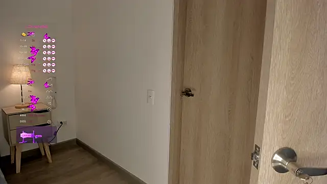 Snapshot of GoddessLinda04 chatting on 02/22/25, 11:03 GoddessLinda04 online show from 02/22/25, 11:03