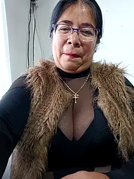   valentina18 online show from 03/02/25, 01:05