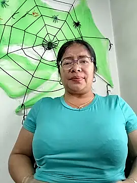   valentina18 online show from 10/05/25, 01:09