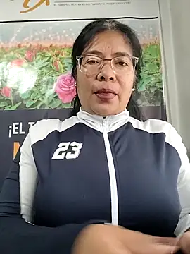   valentina18 online show from 02/14/26, 01:19