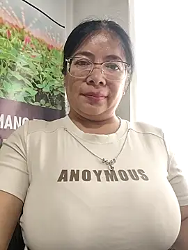   valentina18 online show from 04/26/26, 01:09