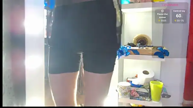 Snapshot of LAICK_01 chatting on 02/27/26, 12:21 LAICK 01 online show from 02/27/26, 12:21