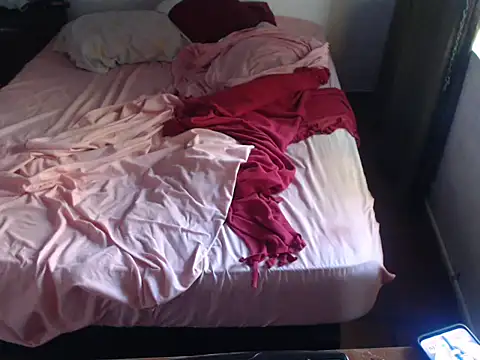 deftoolceles online show from 02/25/26, 05:44