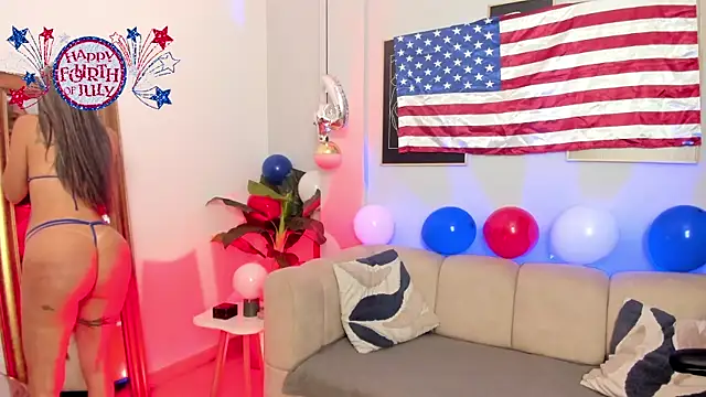  Nicoletteshea  online show from 07/04/26, 08:59