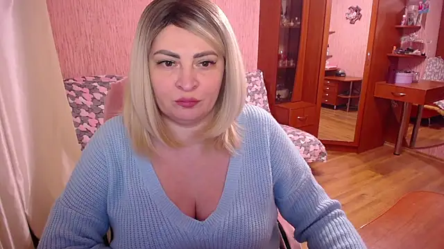 -MeowMeow online show from 04/25/26, 05:54