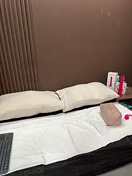 Melissabaylin online show from 03/16/26, 04:00