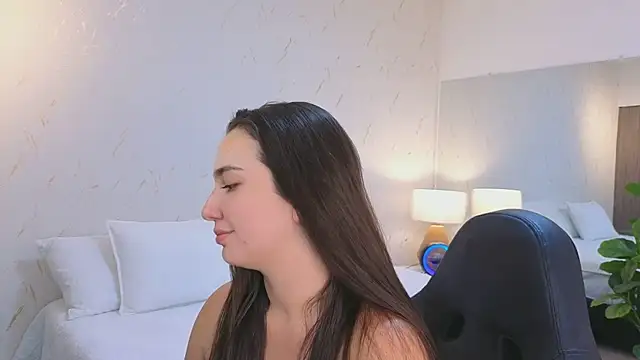 ava blue online show from 04/14/26, 07:53