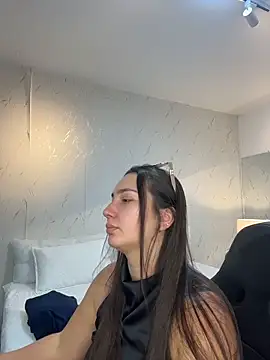 ava blue online show from 07/04/26, 07:20