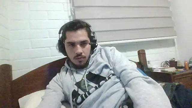 hung weeb online show from 12/07/24, 03:47