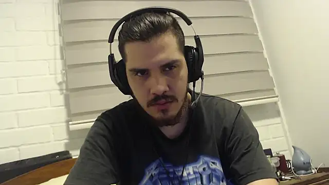 hung weeb online show from 02/04/25, 06:57