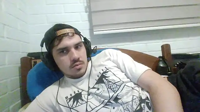 hung weeb online show from 02/09/25, 02:17