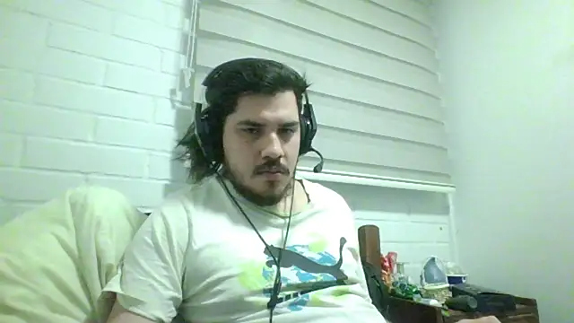 hung weeb online show from 04/06/26, 03:37