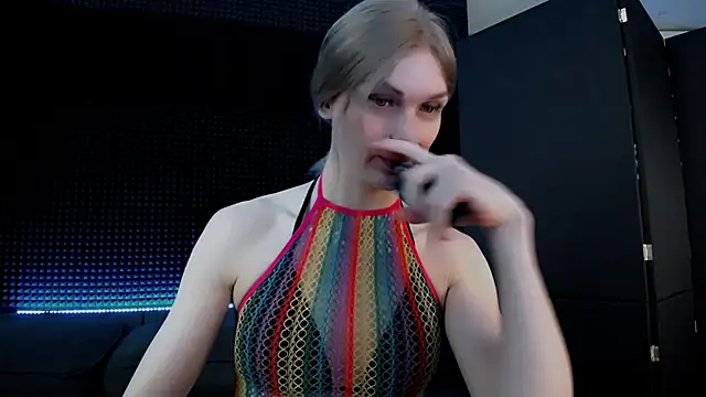 Snapshot of Hardy_Green chatting on 09/15/25, 04:34 Hardy Green online show from 09/15/25, 04:34