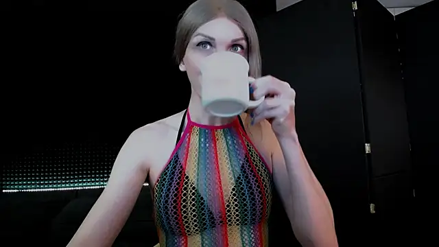 Snapshot of Hardy_Green chatting on 10/06/25, 03:37 Hardy Green online show from 10/06/25, 03:37