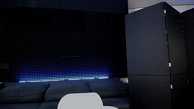 Snapshot of Hardy_Green chatting on 10/15/25, 04:01 Hardy Green online show from 10/15/25, 04:01