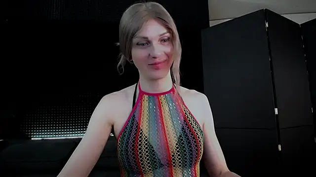 Snapshot of Hardy_Green chatting on 10/26/25, 04:07 Hardy Green online show from 10/26/25, 04:07