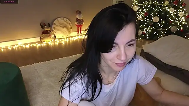 Mary love16 online show from 12/24/24, 06:50