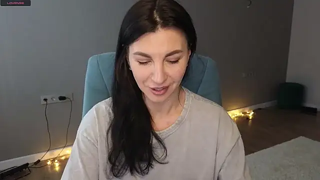 Mary love16 online show from 02/25/25, 11:08