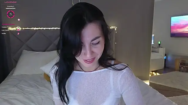 Mary love16 online show from 10/14/25, 07:20