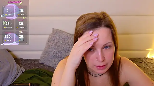 Snapshot of ArielHunt chatting on 02/26/26, 07:18 ArielHunt online show from 02/26/26, 07:18