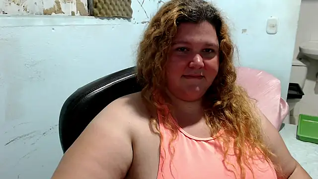 Snapshot of squirt322bbw chatting on 06/15/26, 01:41 squirt322bbw online show from 06/15/26, 01:41