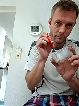 Snapshot of Percy_ohv chatting on 11/05/25, 01:11 Percy ohv online show from 11/05/25, 01:11