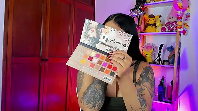 Snapshot of eymy-hadid chatting on 11/07/25, 08:53 eymy-hadid online show from 11/07/25, 08:53