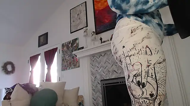 AuroraWillows online show from 03/01/25, 07:15