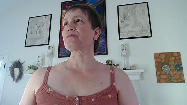 AuroraWillows online show from 01/14/26, 02:44