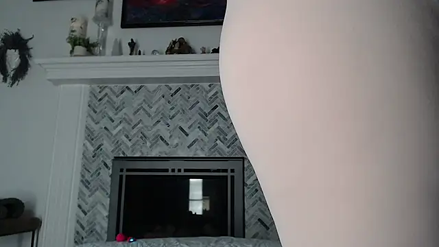 AuroraWillows online show from 02/12/26, 07:25