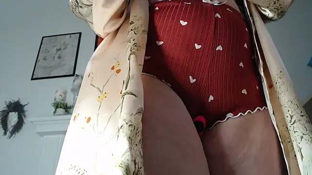 AuroraWillows online show from 02/15/26, 03:58