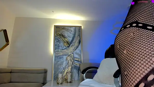 Snapshot of KateOwens chatting on 02/16/25, 09:04 KateOwens online show from 02/16/25, 09:04