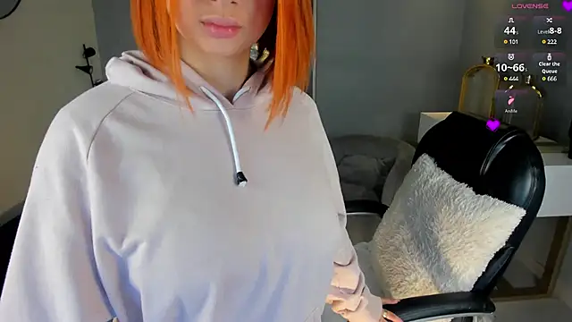 Snapshot of KateOwens chatting on 03/07/25, 10:56 KateOwens online show from 03/07/25, 10:56