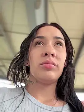 Snapshot of __IRIS__ chatting on 01/03/25, 06:14 IRIS online show from 01/03/25, 06:14