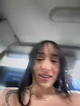 Snapshot of __IRIS__ chatting on 01/14/25, 04:08 IRIS online show from 01/14/25, 04:08