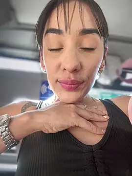 Snapshot of __IRIS__ chatting on 01/23/25, 08:02 IRIS online show from 01/23/25, 08:02