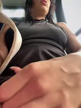 Snapshot of __IRIS__ chatting on 03/08/25, 02:51 IRIS online show from 03/08/25, 02:51