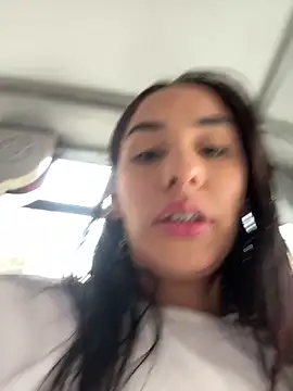 Snapshot of __IRIS__ chatting on 03/12/25, 06:55 IRIS online show from 03/12/25, 06:55