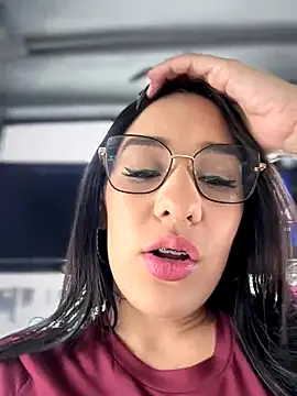 Snapshot of __IRIS__ chatting on 09/11/25, 02:17 IRIS online show from 09/11/25, 02:17