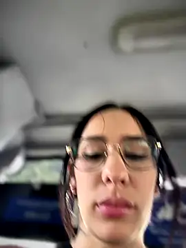 Snapshot of __IRIS__ chatting on 09/29/25, 07:51 IRIS online show from 09/29/25, 07:51