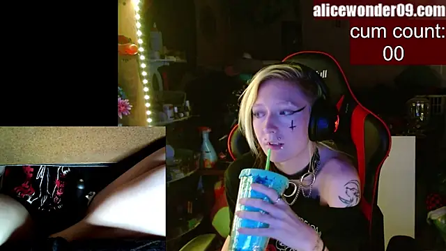 alicewonder09 online show from 01/30/25, 05:30