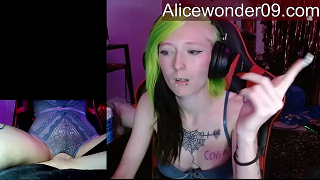 alicewonder09 online show from 02/04/26, 03:34