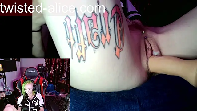 Snapshot of alicewonder09 chatting on 07/18/26, 03:22 alicewonder09 online show from 07/18/26, 03:22